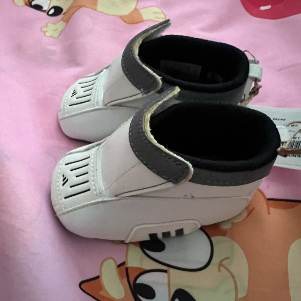 Adidas infant shoes size 2 NWT